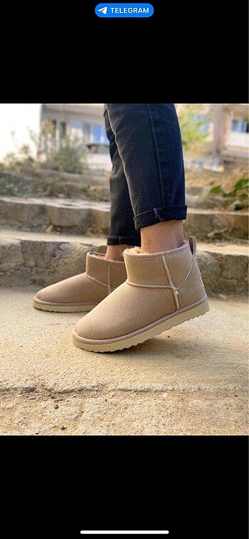 Ugg Bot