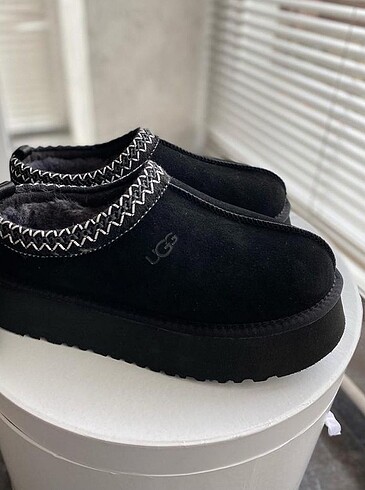 Ugg Terlik