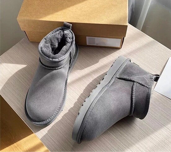 Ugg mını