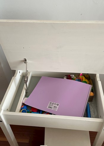 Beden Beyaz Pastel Renkli Çocuk Sandalyesi ve masası