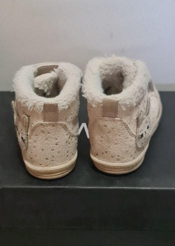 Beyaz Kürklü Kız Çocuk Botu - Görsel 4