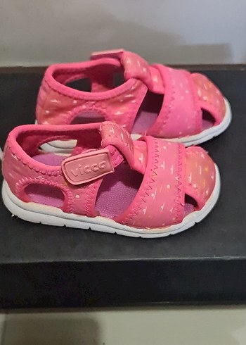 Renkli Bağlama Desenli Kız Çocuk Sandalet - Görsel 2