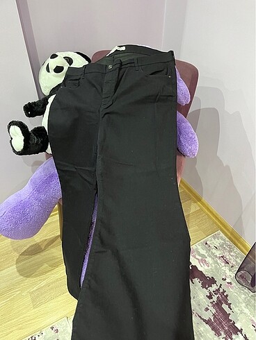LC Waikiki LCW İSPANYOL PAÇA TOPARLAYICI PANTOLON