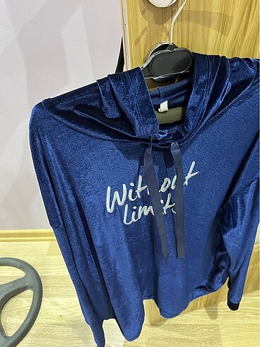 DeFacto kadife yumuş yumuş kapüşonlu sweatshirt
