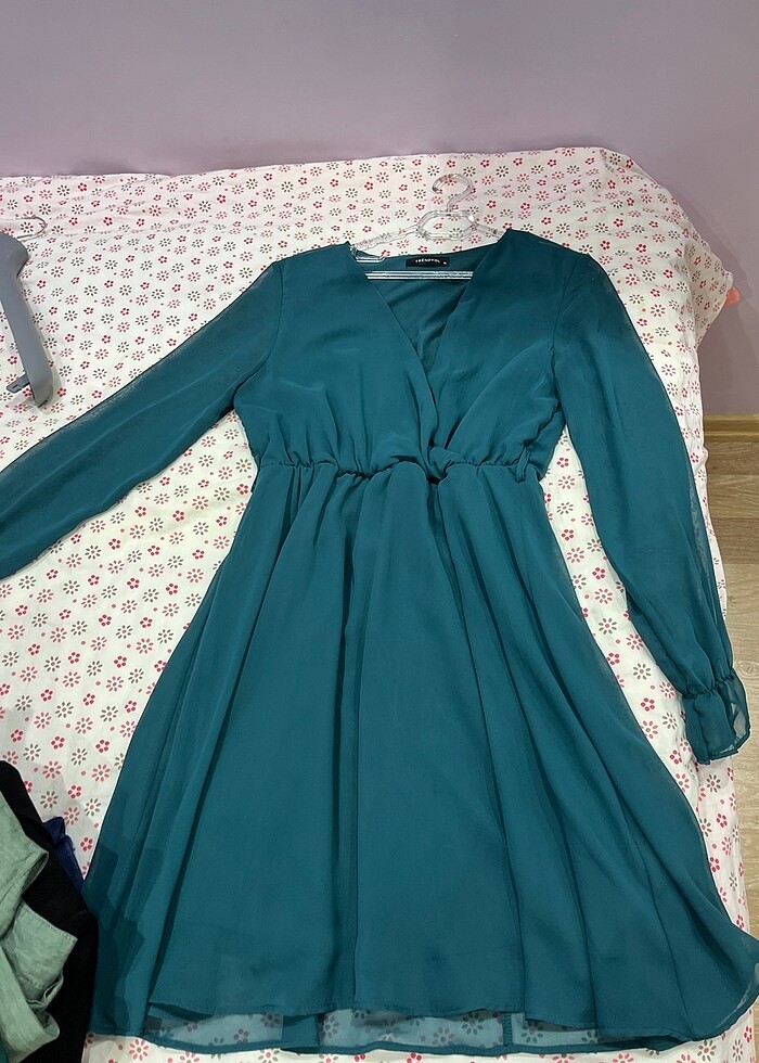 Kruvaze yaka elbise - Görsel 2