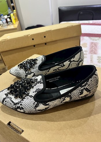 İPEKYOL marka Yılan Desenli Boncuklu Kadın babet/ayakkabı - Görsel 3