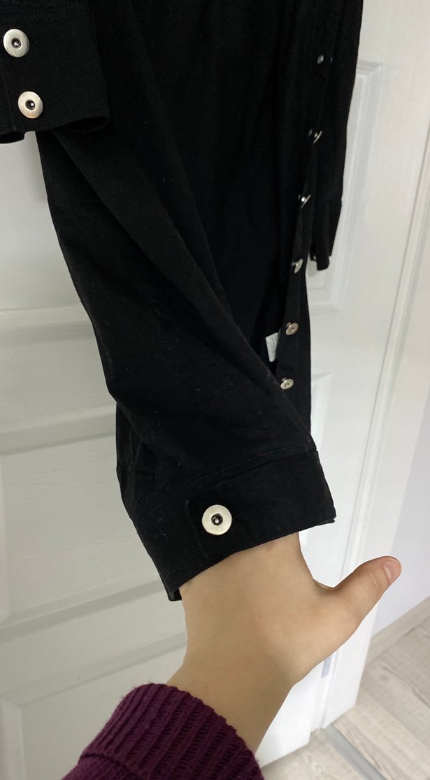 Düğmeli Siyah Uzun Keten Ceket - Görsel 3