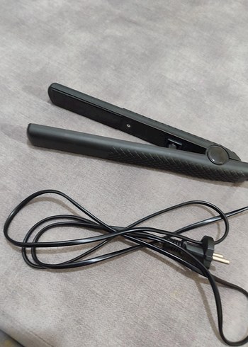 Sinbo Siyah Saç Düzleştirici - Görsel 2