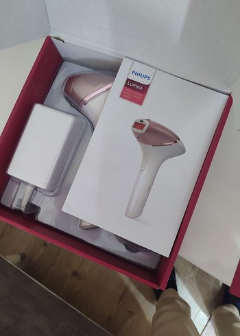Philips Lumea IPL Lazer Epilatör Beyaz - Görsel 2