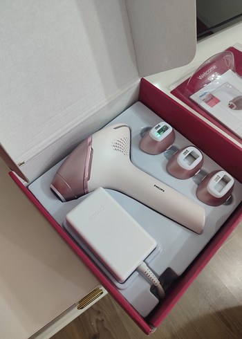 Philips Lumea IPL Lazer Epilatör Beyaz - Görsel 4