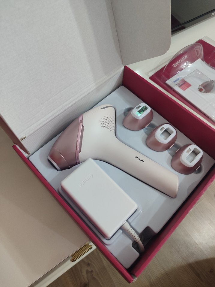Philips Lumea IPL Lazer Epilatör Beyaz - Görsel 4