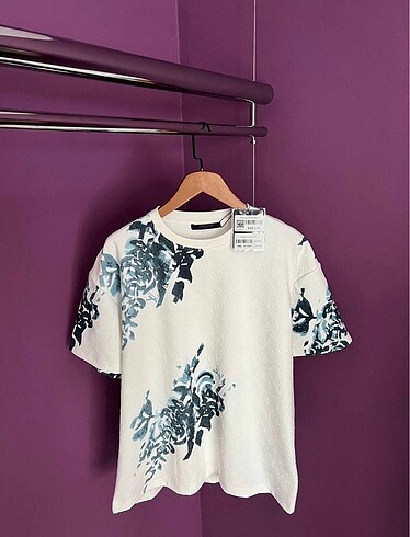 LOUIS VUITTON MONOGRAM T-Shirt