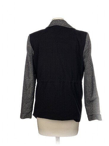 40 Beden Trendyol & Milla Blazer %70 İndirimli.
