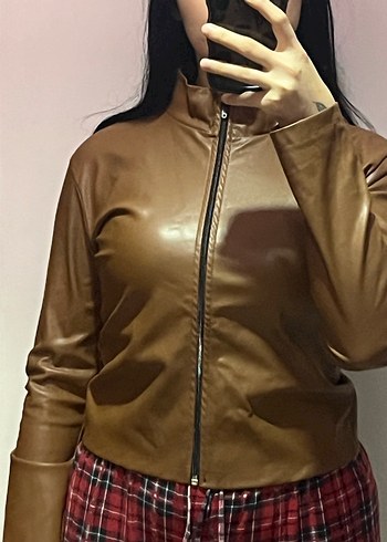 Bej Kadın Deri Ceket Yüksek Yakalı - Görsel 2