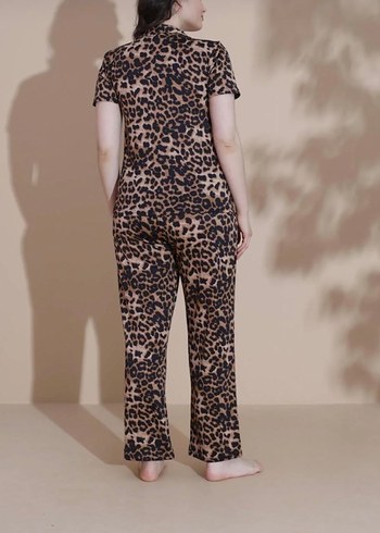 Kahverengi Leopar Desenli Rahat Kadın Pijama - Görsel 2