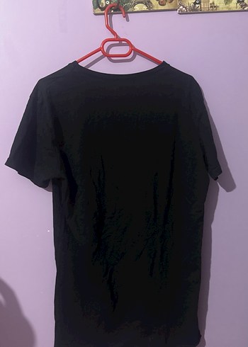 Siyah Parlak Baskılı Kadın Tişört - Görsel 2