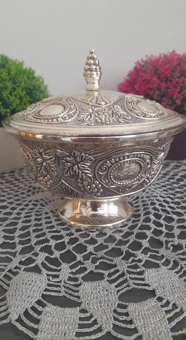 İşlemeli kapaklı gümüş şekerlik - Görsel 4