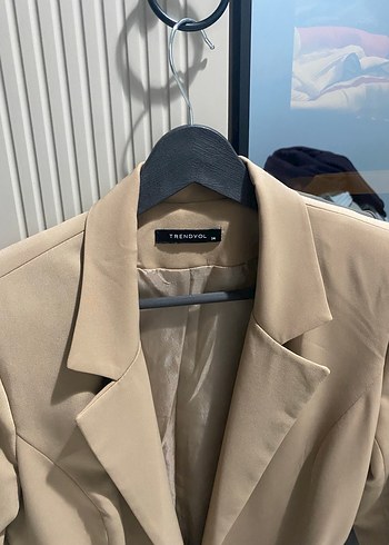 Bej Kadın Kemerli Midi Blazer - Görsel 2