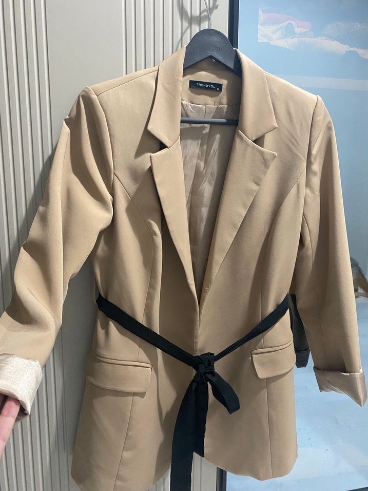 Bej Kadın Kemerli Midi Blazer - Görsel 3