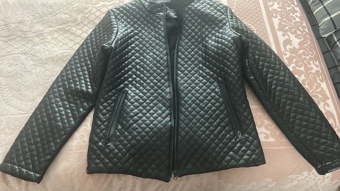 Deri Siyah erkek Mont Kapitone Desenli - Görsel 3