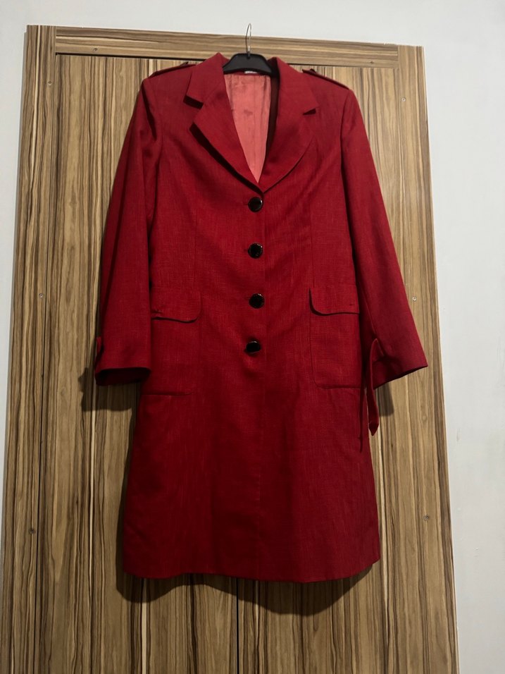 Bordo Kadın Uzun Düğmeli Klasik Kaban - Görsel 2