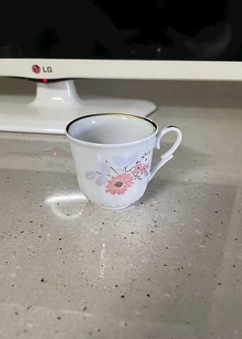 Pastel Çiçek Desenli Beyaz Porselen Fincan Takımı - Görsel 4