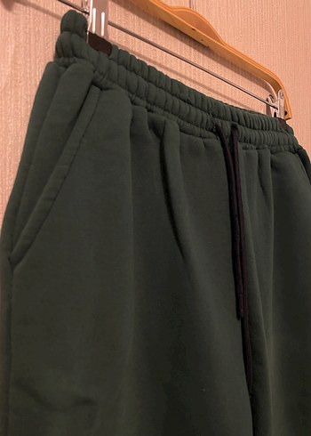 Kalın Yeşil Rahat Kesim Eşofman Altı - Görsel 2