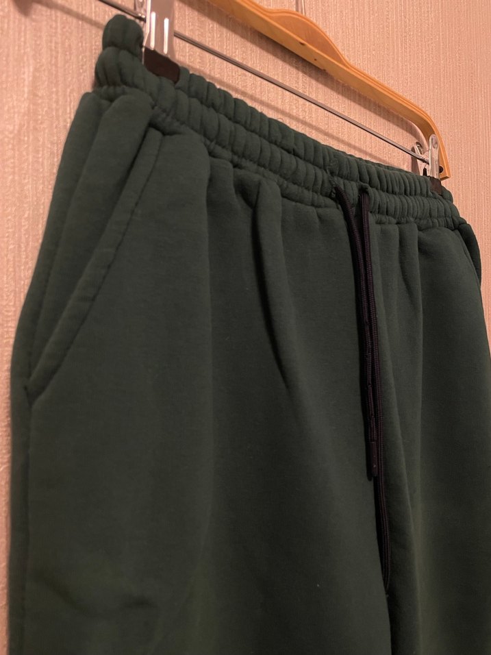 Kalın Yeşil Rahat Kesim Eşofman Altı - Görsel 2