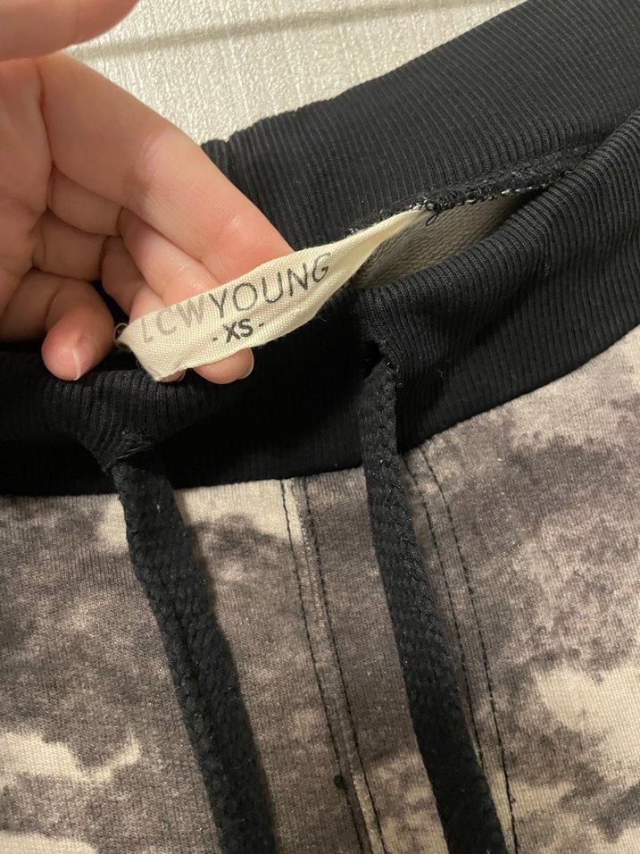 Gri Kamuflaj Desenli Kemerli Eşofman - Görsel 3