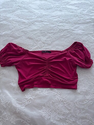 Crop pembe