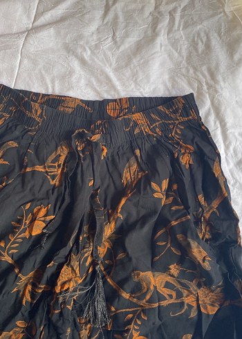 Bohem Siyah Kahverengi Piliseli Midi Şort - Görsel 3