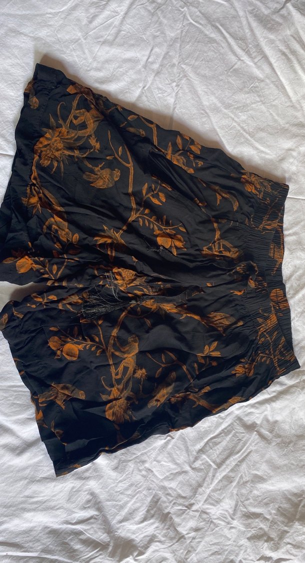 Bohem Siyah Kahverengi Piliseli Midi Şort - Görsel 2