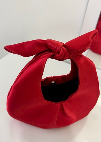 Kırmızı Fiyonk Detaylı Kadın Çanta - Görsel 3