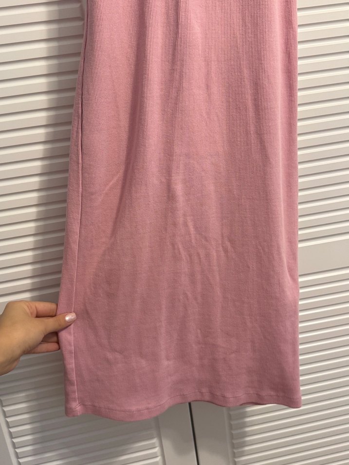 Pembe Uzun Kollu Yüksek Yakalı Elbise - Görsel 3