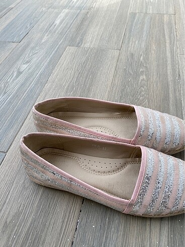 Zara Pembe Babet