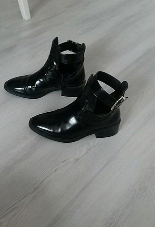 bot bilekten kayişli