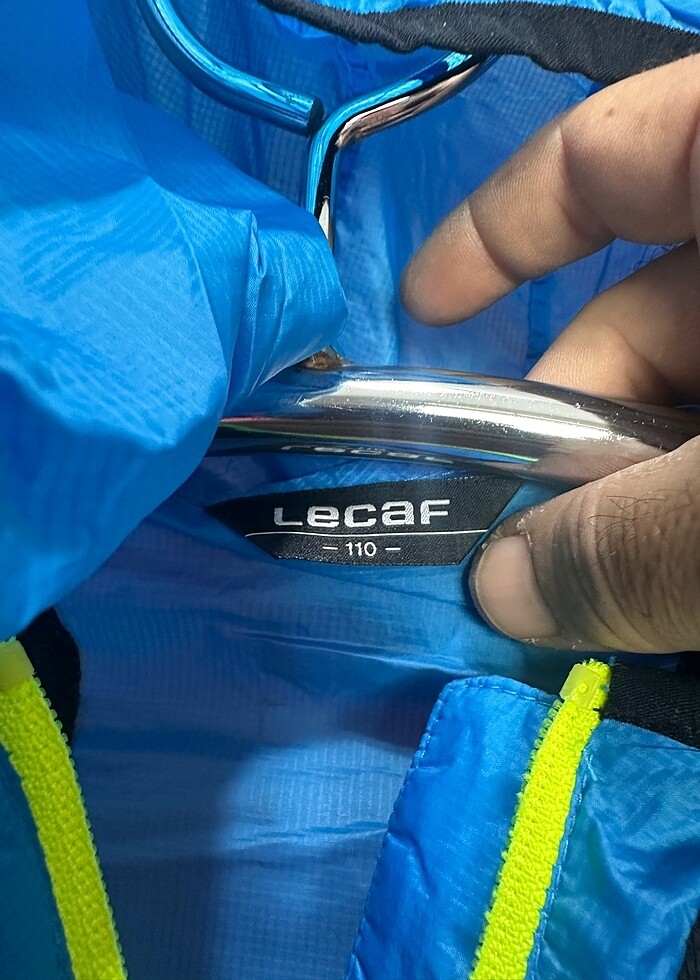 Lecaf yağmurluk - Görsel 2