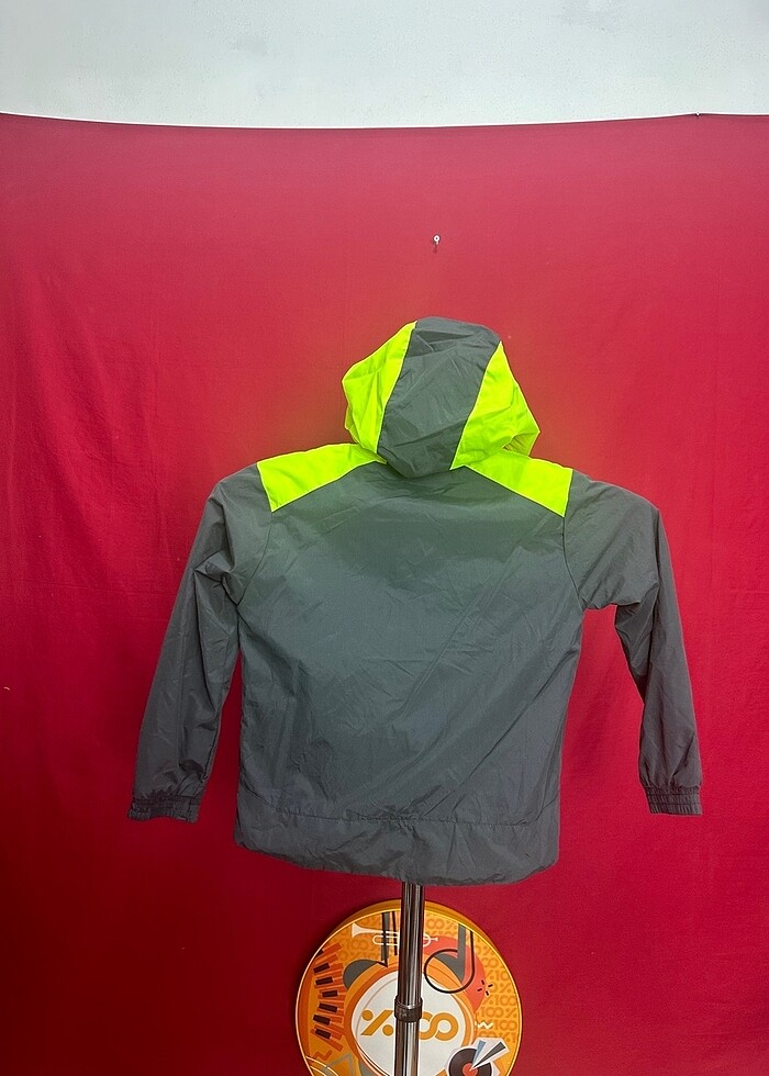 Nıke rüzgarlık mont - Görsel 3