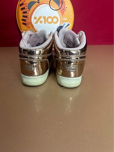 39 Beden camel Renk Skechers bot