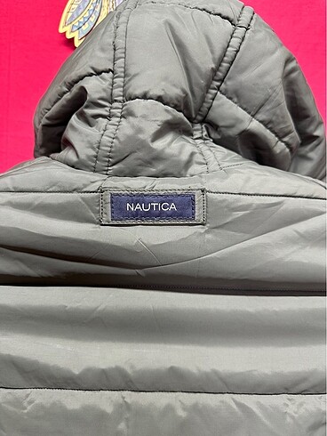 s Beden Nautica mont