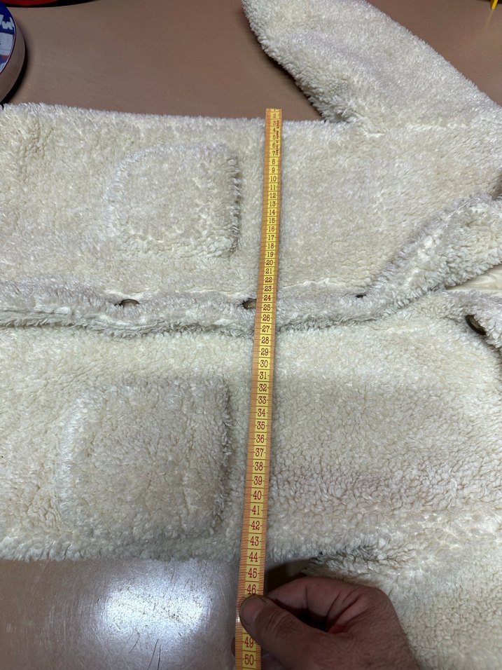 Kız Çocuk Beyaz Kürklü Ceket - Görsel 4