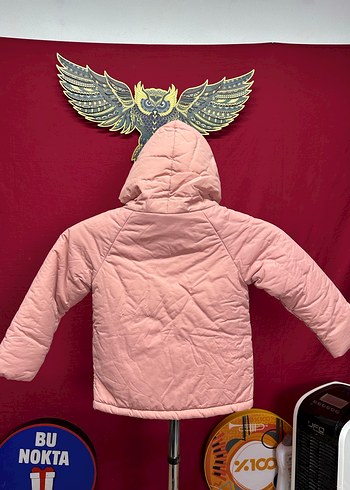 Kız Çocuk Pembe Kapüşonlu Kürklü Mont - Görsel 3