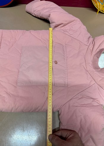 Kız Çocuk Pembe Kapüşonlu Kürklü Mont - Görsel 4