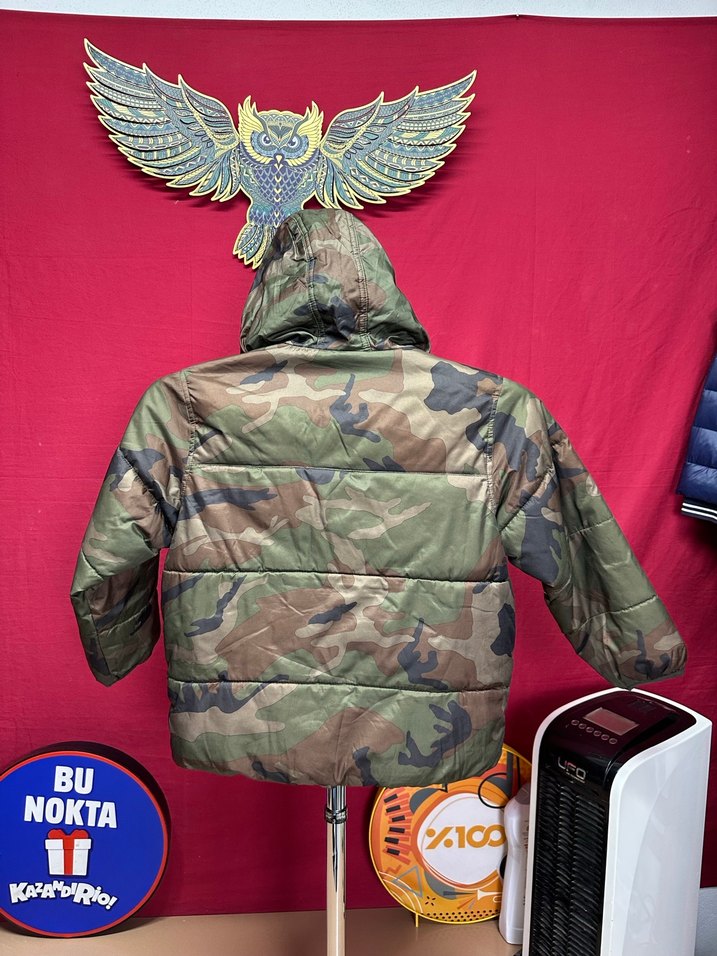 Old navy Kapüşonlu Kamuflaj Erkek Çocuk Mont - Görsel 3