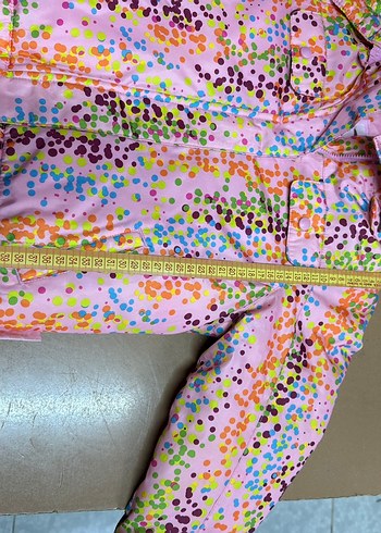 Avrupa Renkli Kapüşonlu Kız Çocuk Montu - Görsel 5