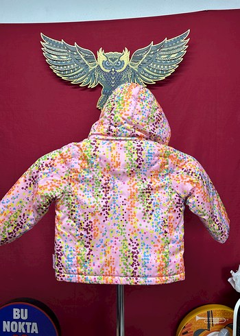 Avrupa Renkli Kapüşonlu Kız Çocuk Montu - Görsel 3