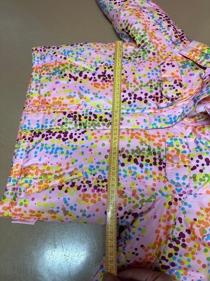 Avrupa Renkli Kapüşonlu Kız Çocuk Montu - Görsel 4