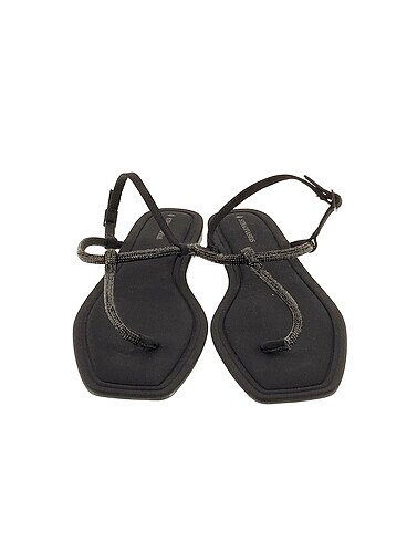 41 Beden Stradivarius Sandalet %70 İndirimli.