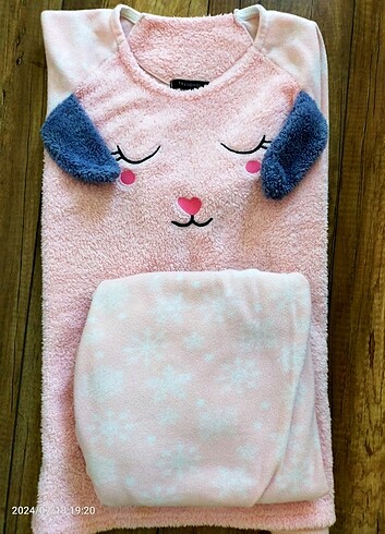Peluş pijama takımı