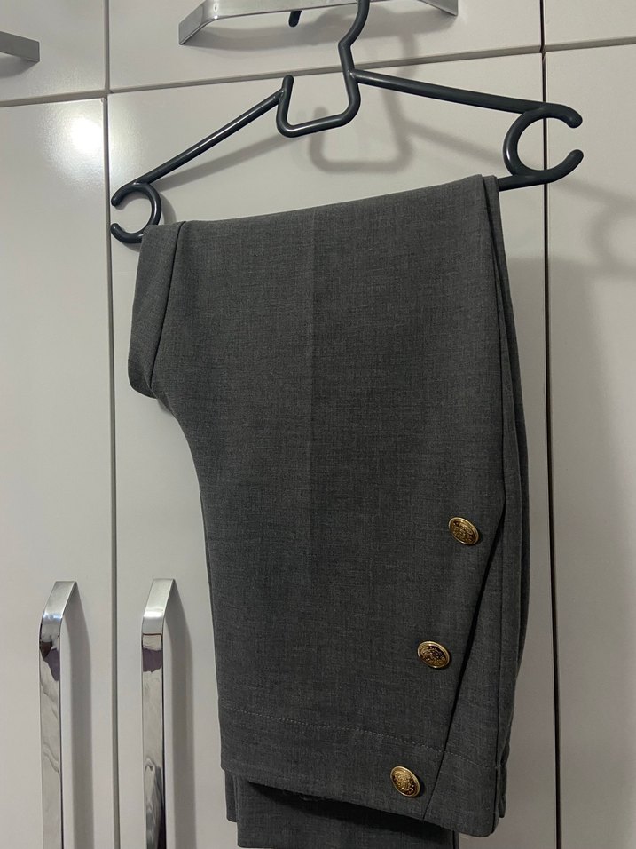 Gri Düğmeli Kadın Kumaş Pantolon - Görsel 2